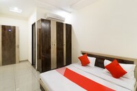 OYO M.r. Taste Guest House