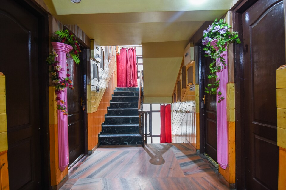 OYO 65528 Hotel Hill View, Pahalgam, Pahalgam