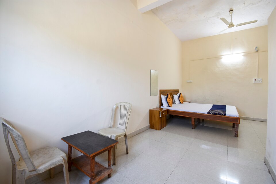 SPOT ON 65533 Shraddha Lodging, Bavdhan Pune, Pune