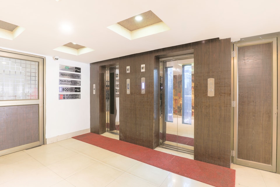 Capital O 5332 Hotel Parnil Palace 1, Uzan Bazar Guwahati, Guwahati