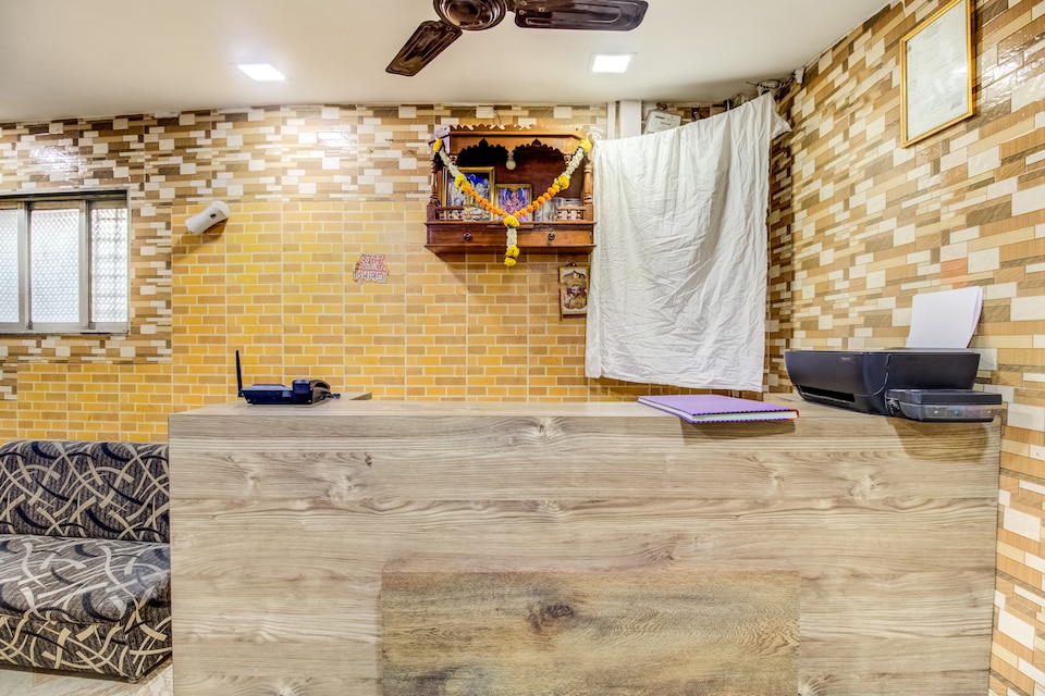 SPOT ON Star Royal Near Chhatrapati Shivaji International Airport, Mumbai International Airport, Mumbai