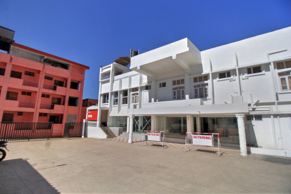 OYO 5337 Zion International, Ooty Coonoor Road, Ooty