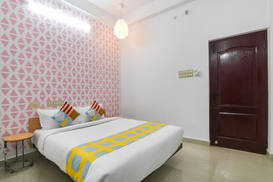 OYO Home 65604 Compact Studio @ Pothys, Pondicherry City Centre, Pondicherry