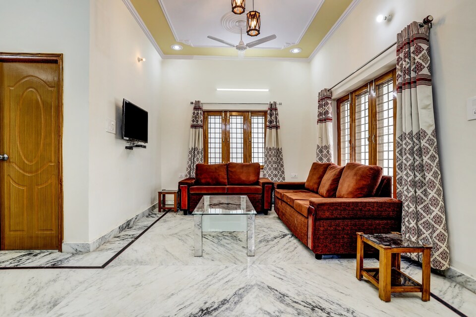 OYO Home 65628 Alluring 2BHK Villa Dehradun, Rajpur Road Dehradun, Dehradun