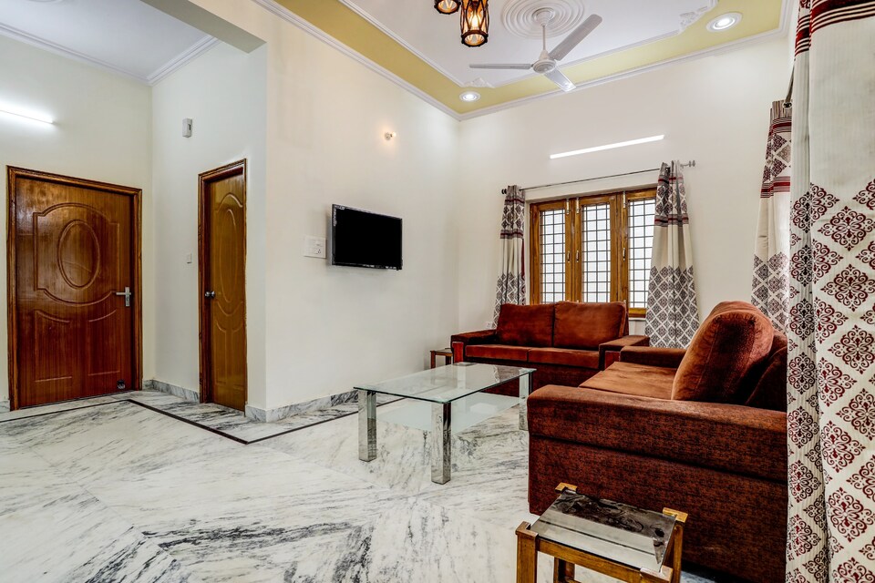 OYO Home 65628 Alluring 2BHK Villa Dehradun, Rajpur Road Dehradun, Dehradun