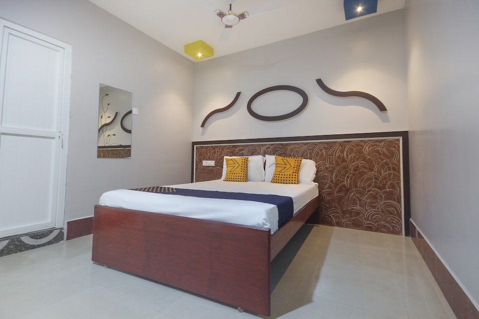 SPOT ON 65657 Sri Krishna Lodge, Mettur, Erode