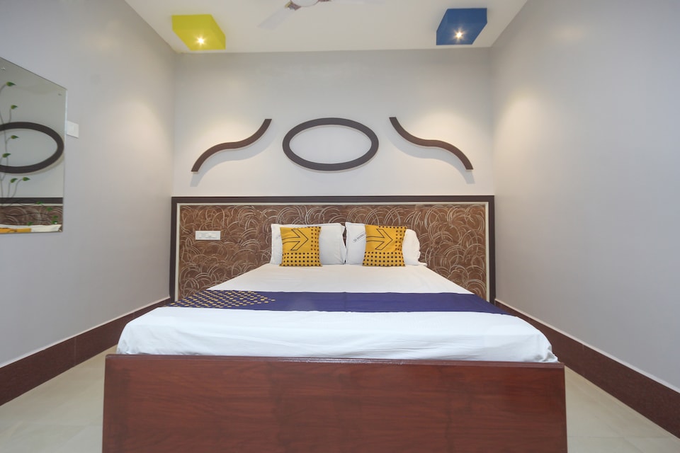 SPOT ON 65657 Sri Krishna Lodge, Mettur, Erode