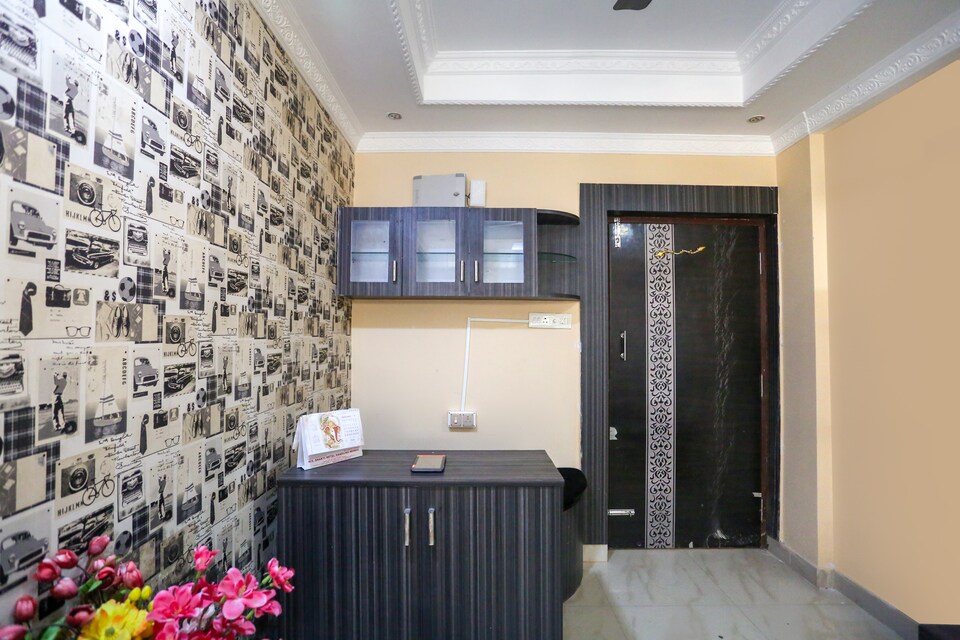 OYO 65658 Royal Stays, Swargdwar Puri, Puri