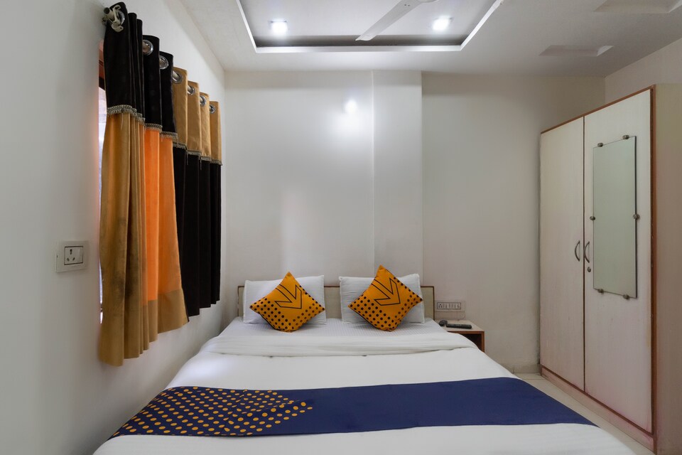 live as AHM968, Vastrapur Ahmedabad, Ahmedabad