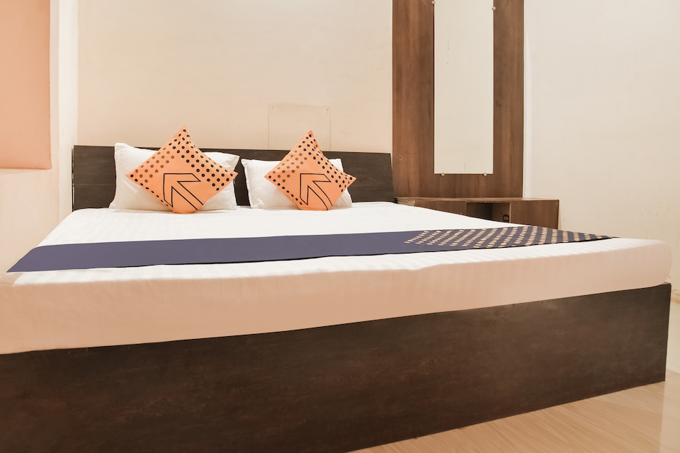 OYO 65670 Ss Hotel, Shivpuri, Shivpuri