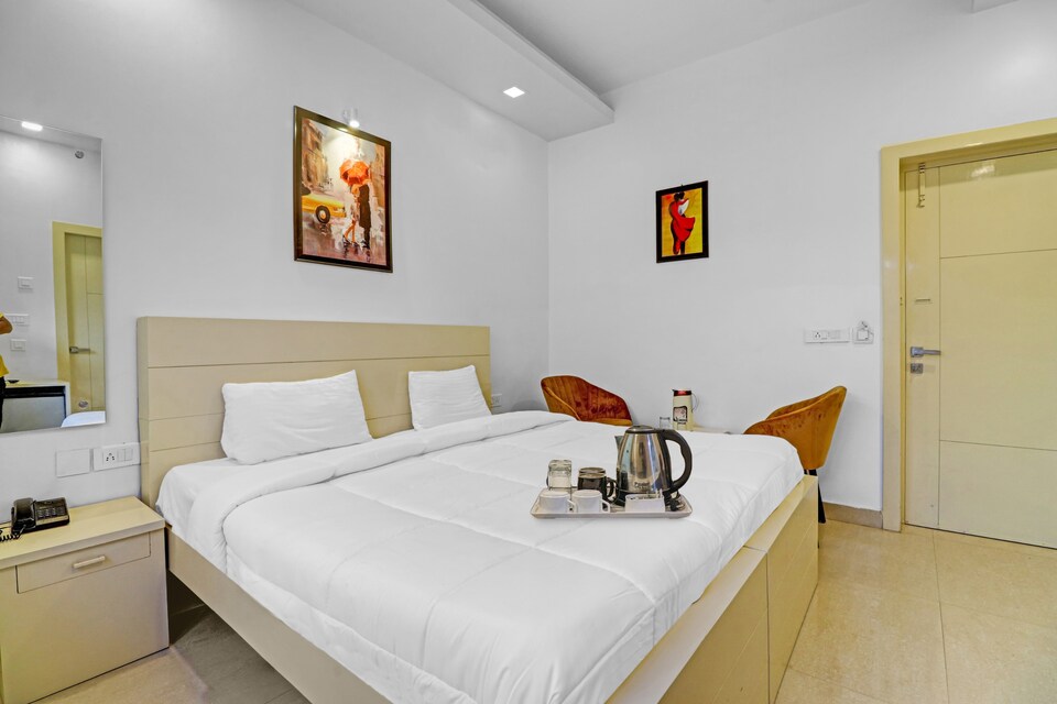 OYO Townhouse 534 Green Park, Fatehabad Road, Agra