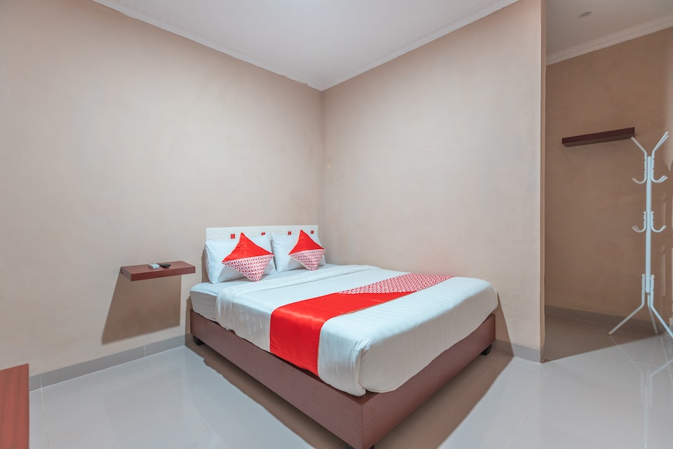 OYO 2235 Khey Village Syariah, Cilandak, Jakarta