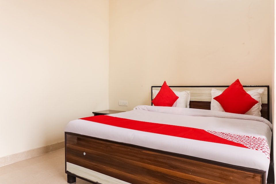 OYO 65694 New Dreams Hotel, Charkhi Dadri, Charkhi-Dadri