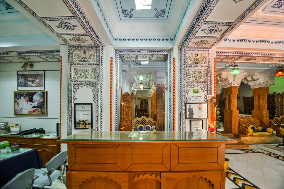 OYO 5349 Shree Jagdish Mahal Heritage Hotel, Gulab Bagh, Udaipur
