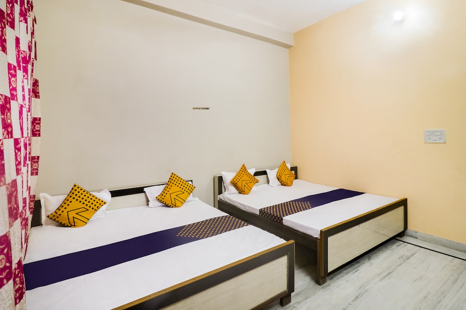 SPOT ON 65722 Abs Garden & Guest House , Mainpuri, Mainpuri