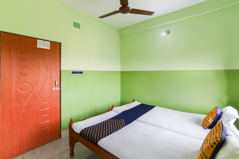 SPOT ON 65738 Apyayan Lodge, Belda, Kharagpur