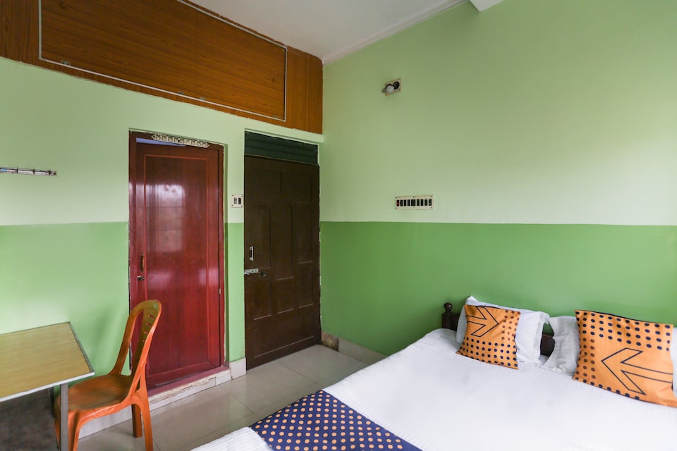 SPOT ON 65738 Apyayan Lodge, Belda, Kharagpur