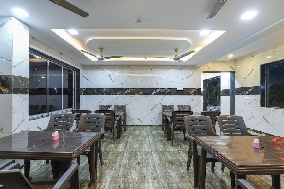 OYO 65742 Hotel Hill Villa, Dabhel Daman, Daman