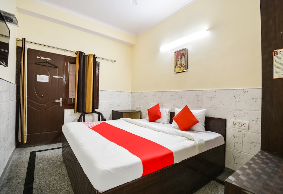 Hotel O Anjani Mahal Guest House, Mehandipur, Mehandipur