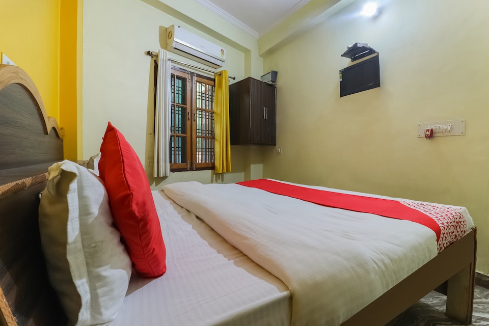 OYO 65760 The Ashoka Inn, Hazratganj Lucknow, Lucknow