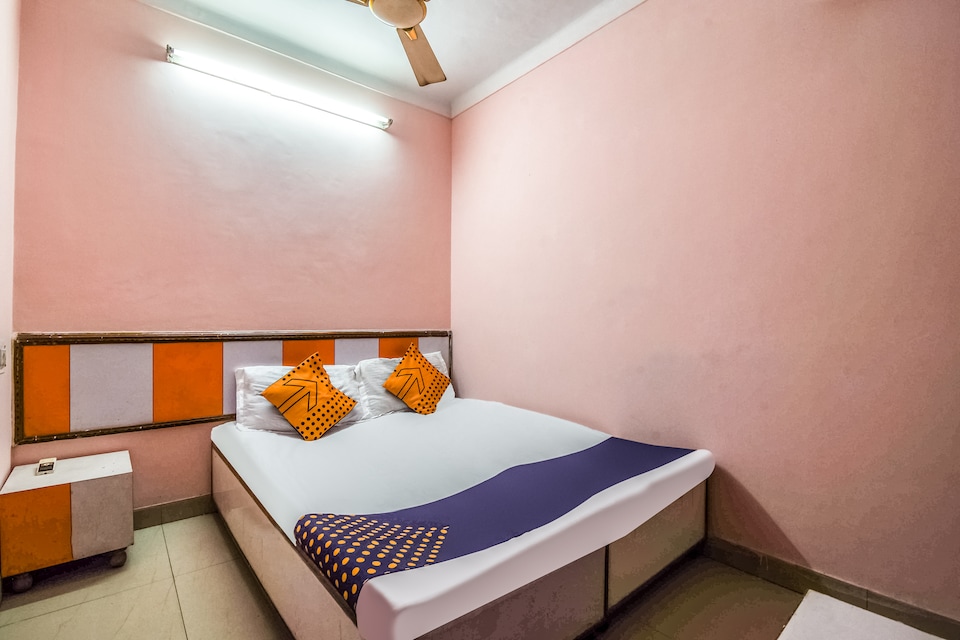 SPOT ON 65780 Kiran Guest House, Paharganj Delhi, Delhi
