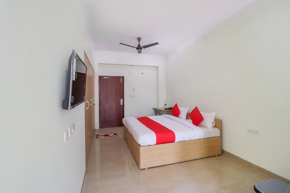 OYO 65786 Magadh Inn, Greater Noida, Noida