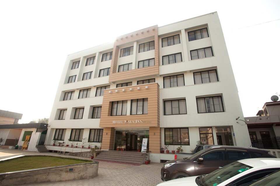 Capital O 686 Hotel Mala Inn Pvt Ltd, Dang, Dang Deukhuri