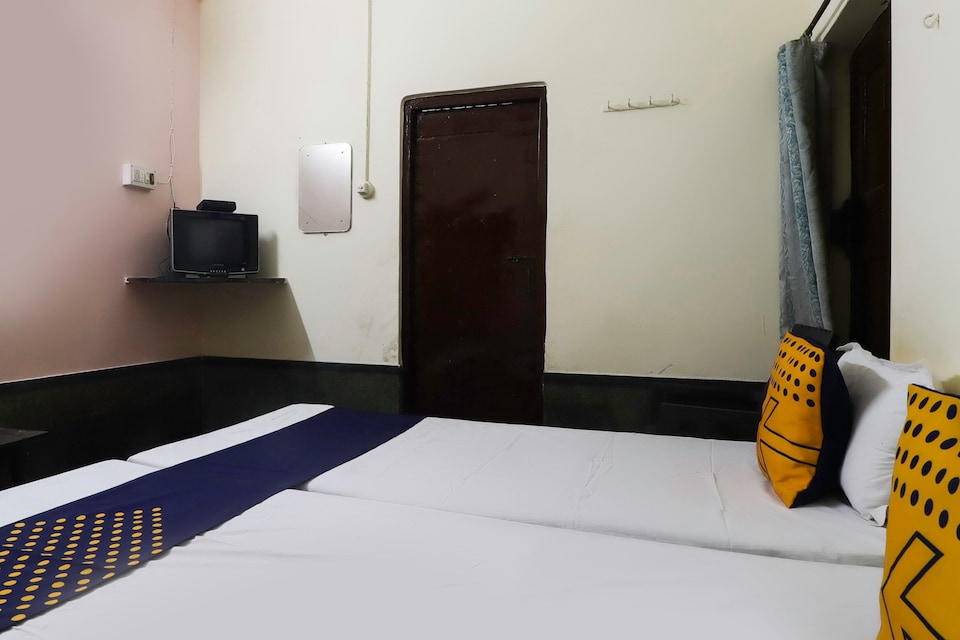 SPOT ON 65799 Blue Moon, Dhanbad, Dhanbad