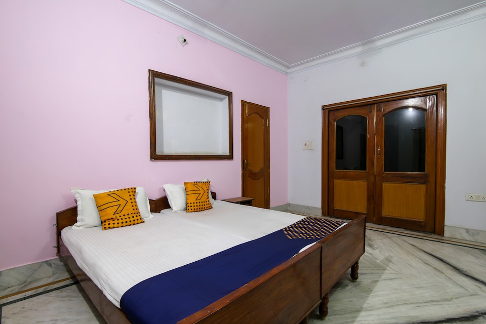 SPOT ON 65821 Silver Sand Guest House 2, Mahabodhi Temple, Bodhgaya