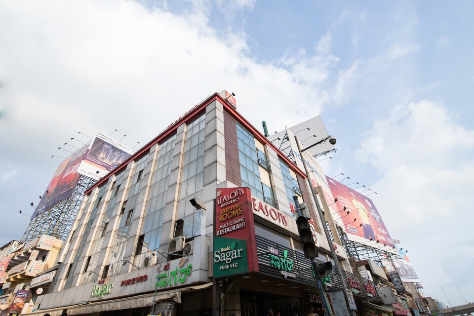 Capital O 5364 Seasons Residency, Hosur Road Bangalore, Bangalore