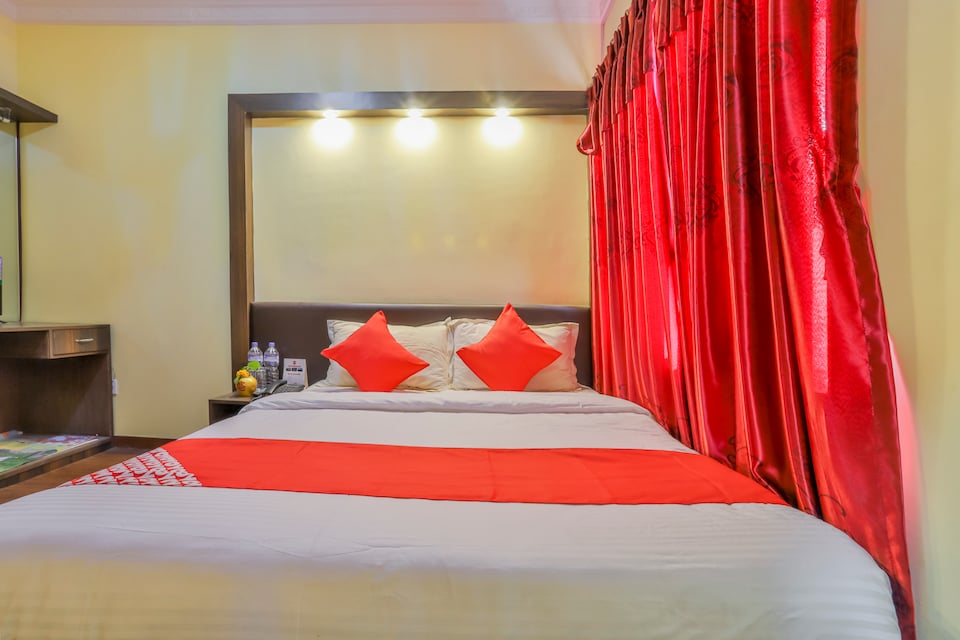 OYO 689 Sakura Hotel And Restaurant, Boudha Kathmandu, Kathmandu