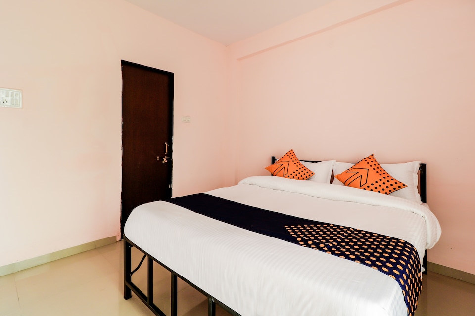 SPOT ON 65836 Garnet Service Apartments, Hingna Road Nagpur, Nagpur