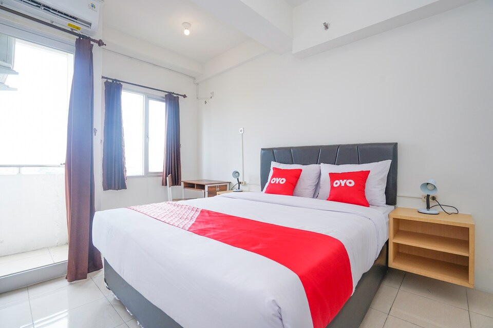 OYO Flagship 2261 Pp Properti Pavilion Permata, Dukuh Pakis, Surabaya