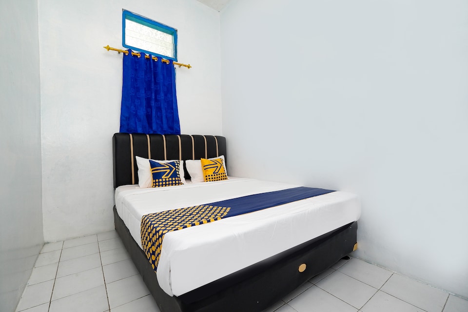 SPOT ON 2262 Indekost Putri Kikandrya, Solo Timur, Solo