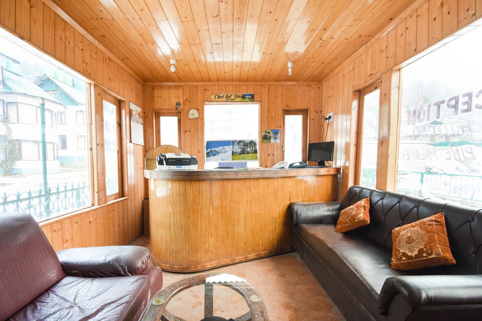 OYO 65840 New Pine Palace, Pahalgam, Pahalgam