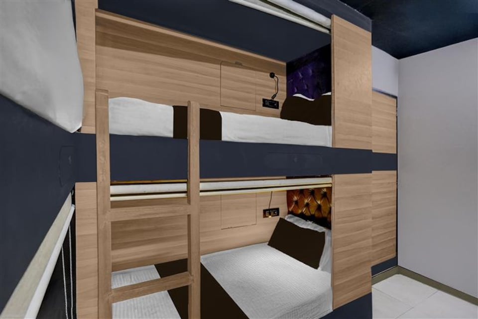 Townhouse Nagthane Satara Formerly Matoshree Palace, Satara, Satara