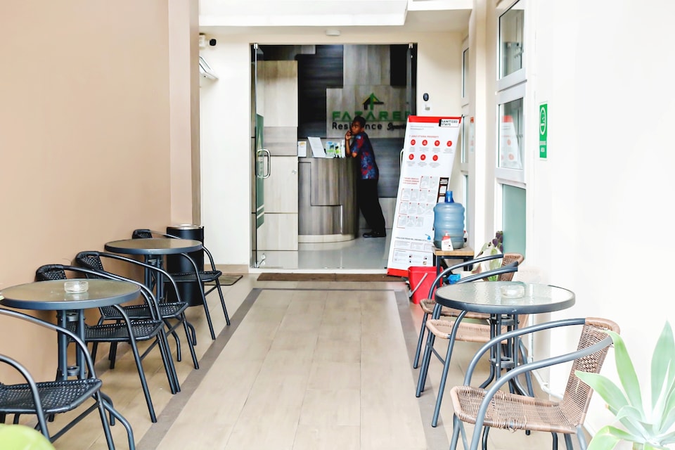 OYO 2263 Fazarel Residence Syariah, Padang Kota, Padang