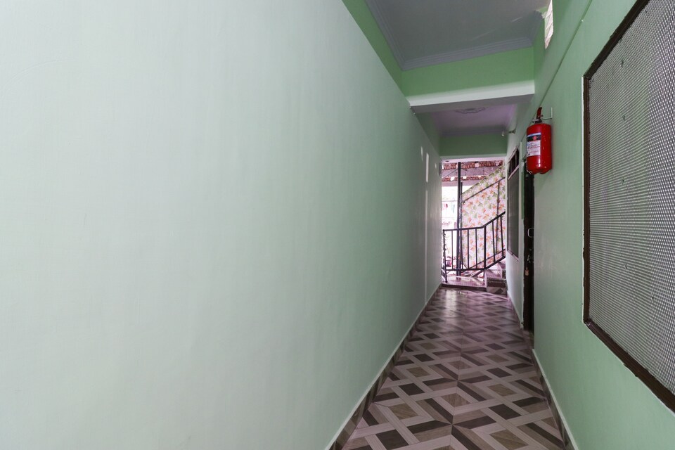 SPOT ON 65879 Hotel Neel Top, Jammu, Jammu