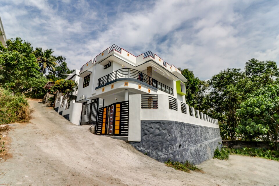 OYO Home 65907 Elegant Stay, Technopark Trivandrum, Trivandrum