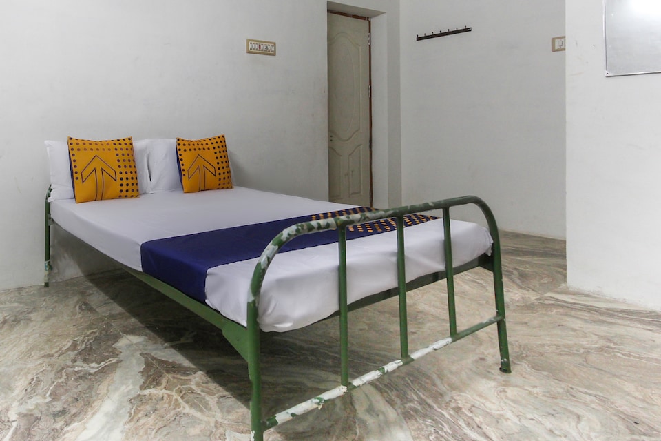 OYO 65910 Nethaji Mahal, Kumbakonam, Kumbakonam