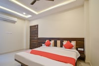 OYO Tulshi Residency 