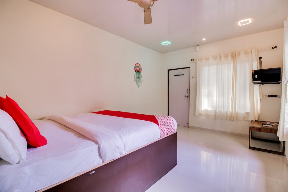 OYO 65929 Strand Resorts, Karjat city, Karjat