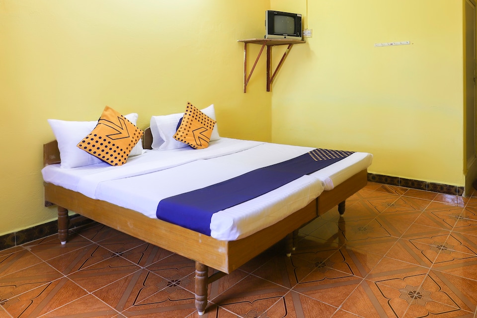 OYO 65947 Hotel Vishwas, DIU, Diu