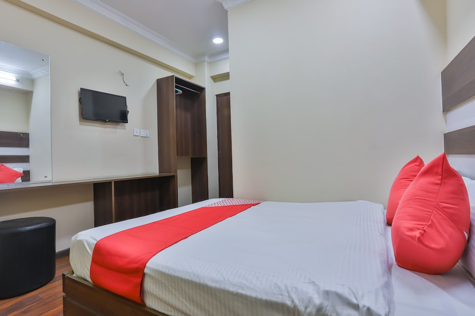 OYO 693 Pashupati Hotel, Sundhara Kathmandu, Kathmandu