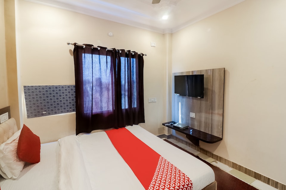 OYO 65985 Hotel Bliss Guest House, Assi Ghat Varanasi, Varanasi