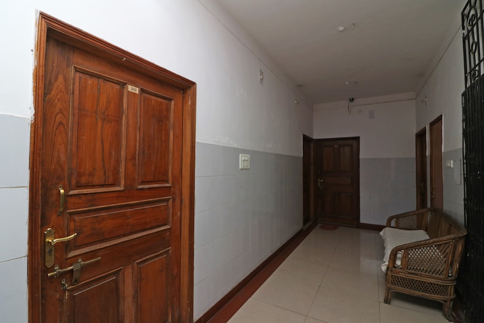SPOT ON 5384 Executive Home, Harmu, Ranchi