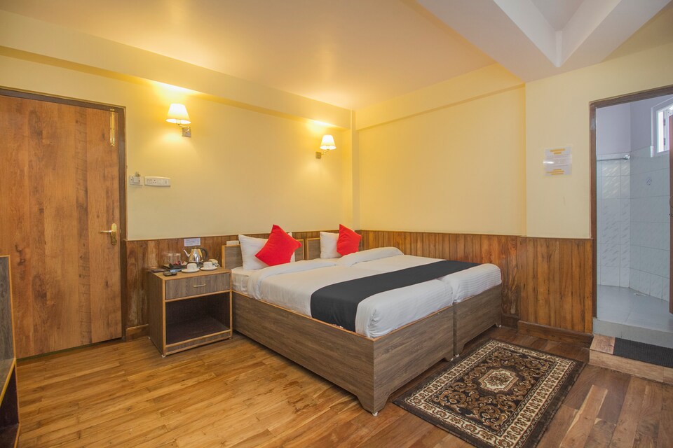 Capital O 66003 Hotel Central Inn, Darjeeling, Darjeeling