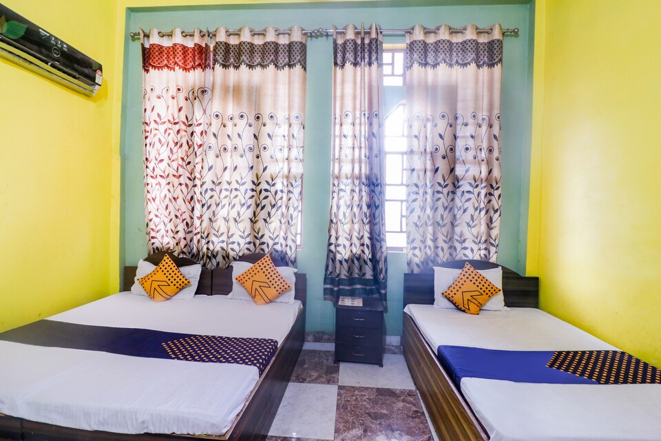 SPOT ON 66029 Ganga Atithi Griha, Cantt, Varanasi