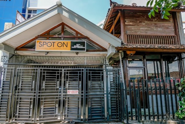 SPOT ON 2271 Nabila O Family Residence