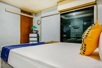 SPOT ON 2271 Nabila O Family Residence